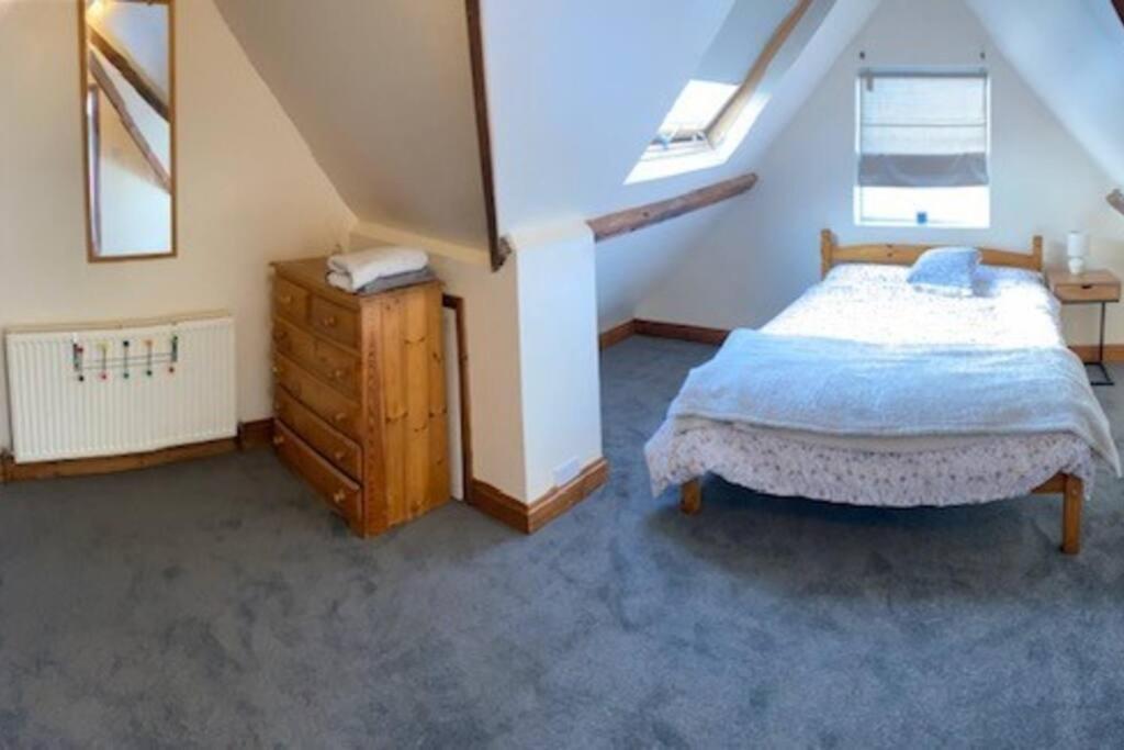 3 Double Bedroomed Flat, Acton. London, Uk Extérieur photo